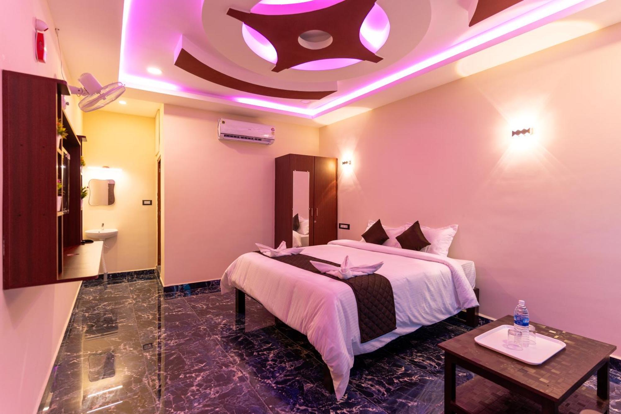 Auro Beach Resort Pondicherry Exterior foto