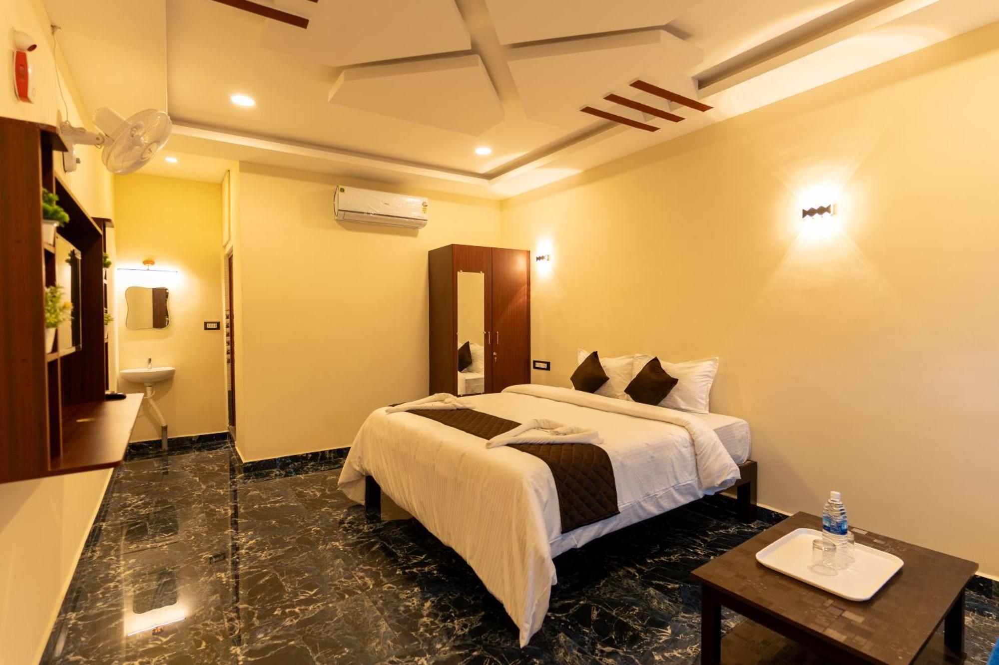 Auro Beach Resort Pondicherry Exterior foto
